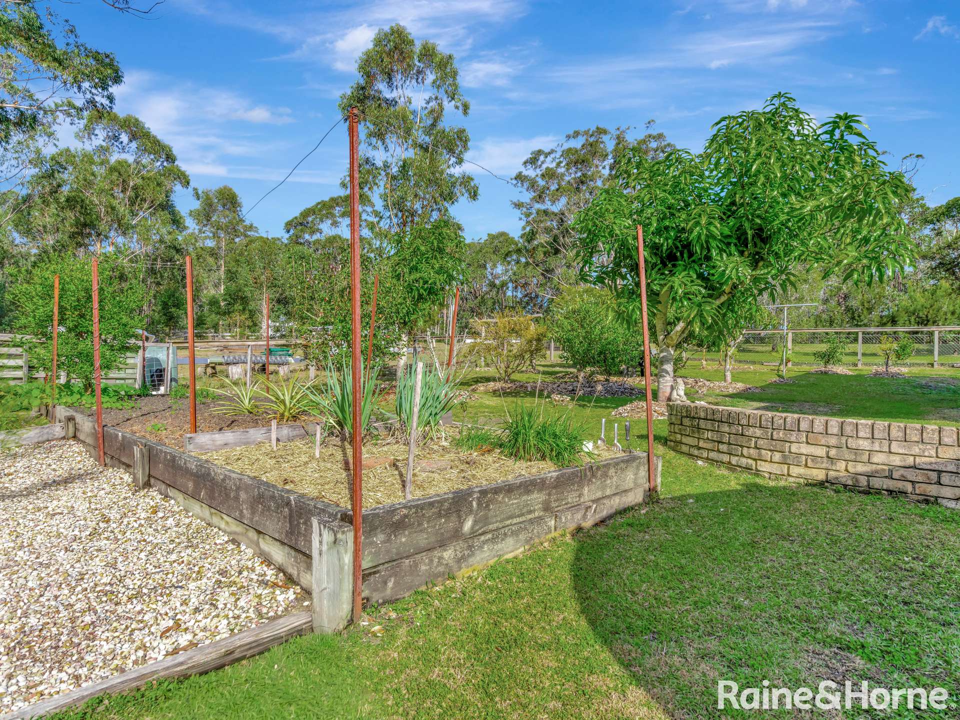 65 Park Drive, Ashby Heights For Sale by Farmbuy.com - image 18