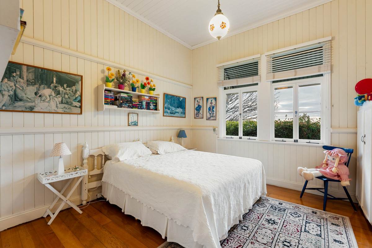 47 Jellicoe Street, Mount Lofty For Sale by Farmbuy.com - image 10