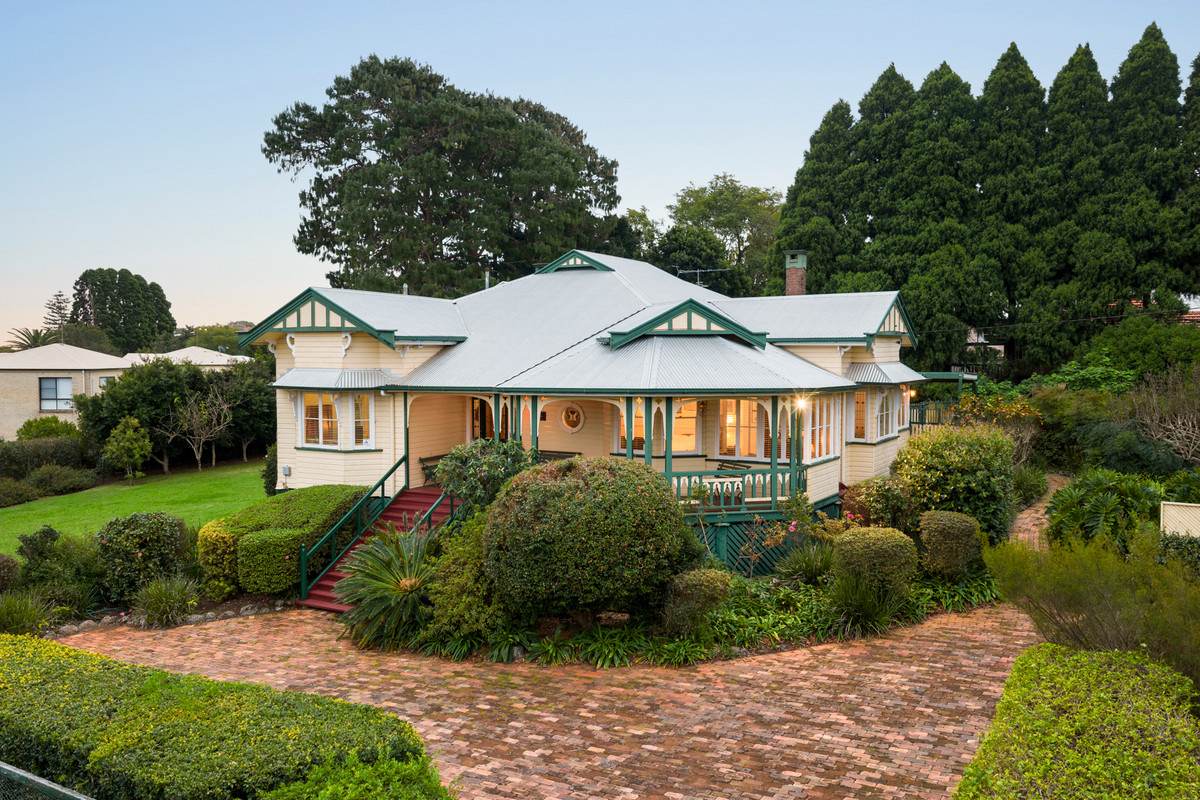 47 Jellicoe Street, Mount Lofty For Sale by Farmbuy.com - image 4