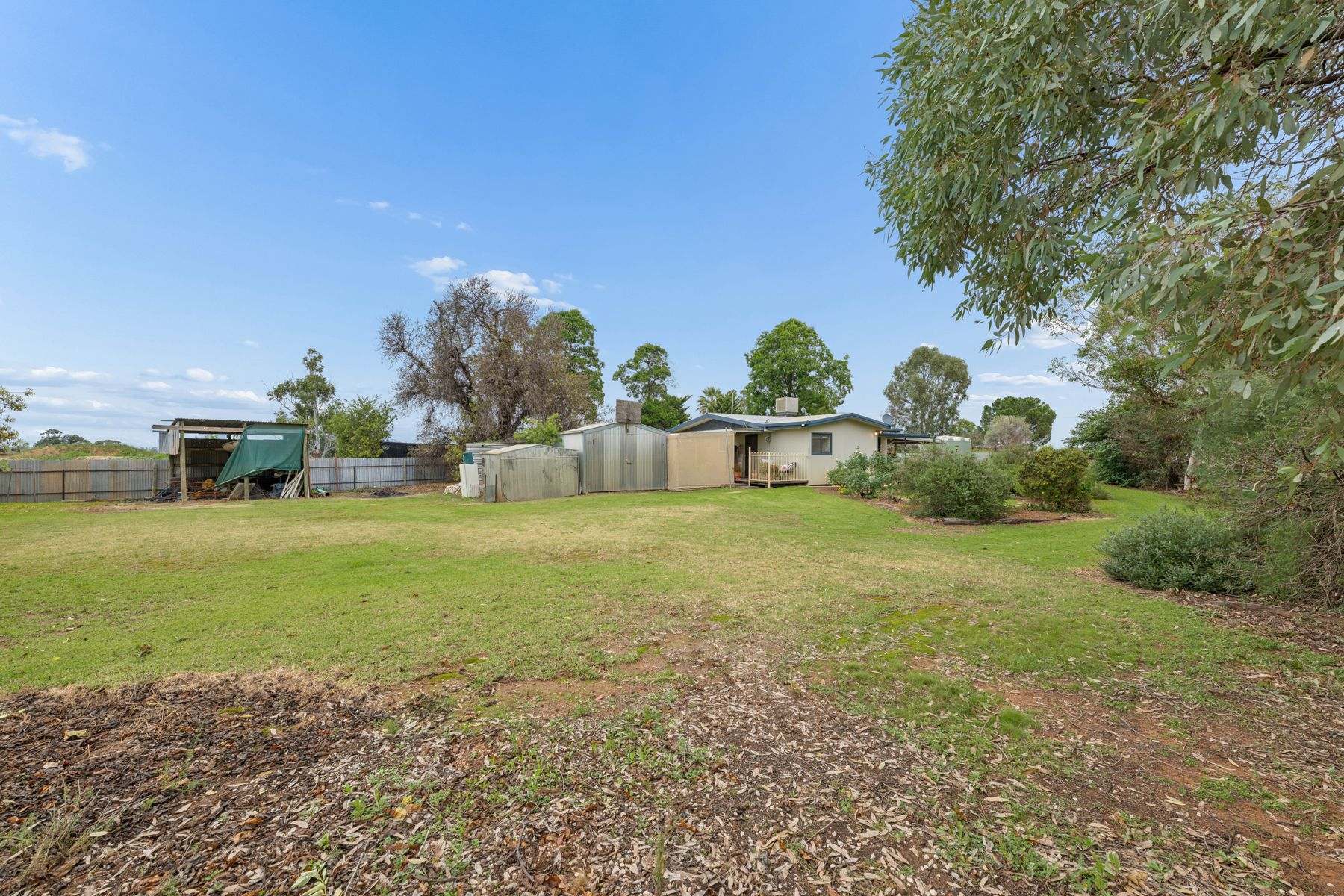 310B Barko Road, Iraak For Sale by Farmbuy.com - image 16