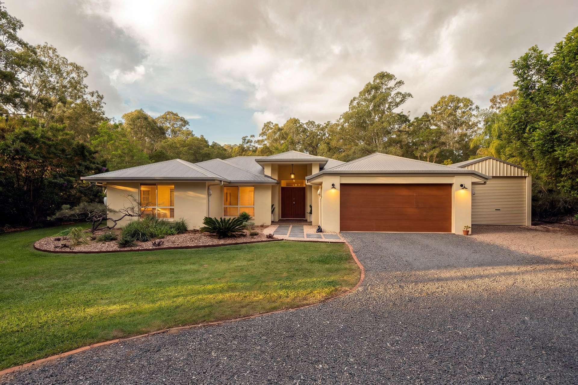 9 Flooded Gum Place, Black Mountain For Sale by Farmbuy.com - image 2