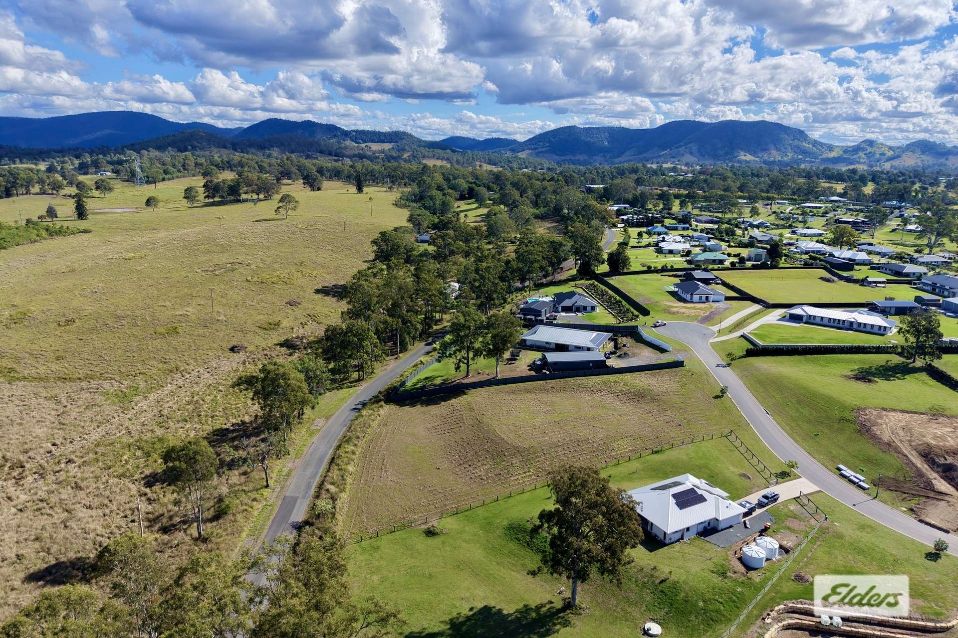 23 Bottlebrush Court, Pie Creek For Sale by Farmbuy.com - image 3