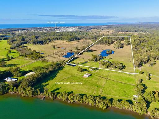 Farm For Sale - NSW - Old Bar - 2430 - Historic Rural Holding with Outstanding Infrastructure on 15.65Ha 