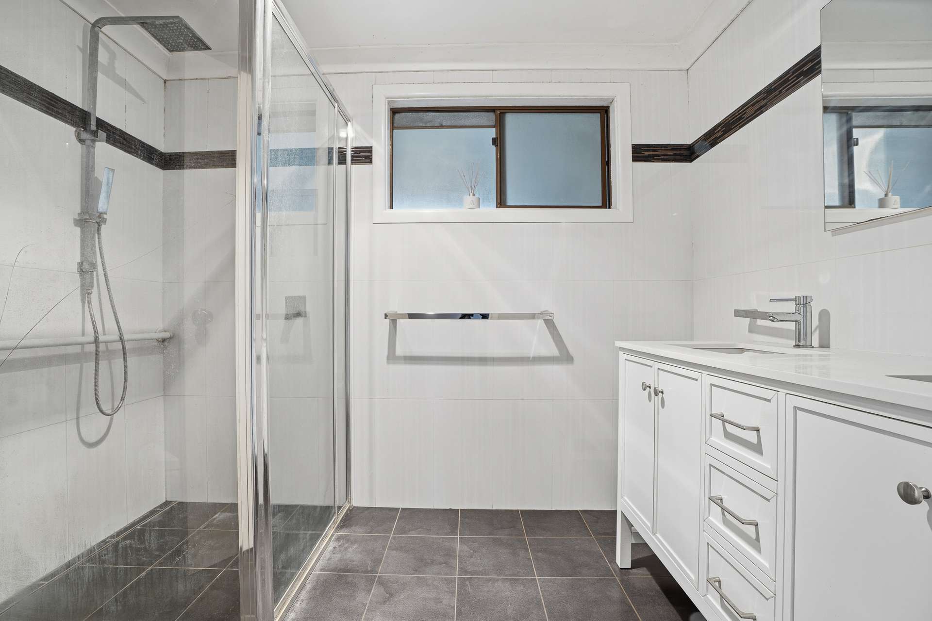 69 Mclaughlan Street, Cumnock Auction by Farmbuy.com - image 6