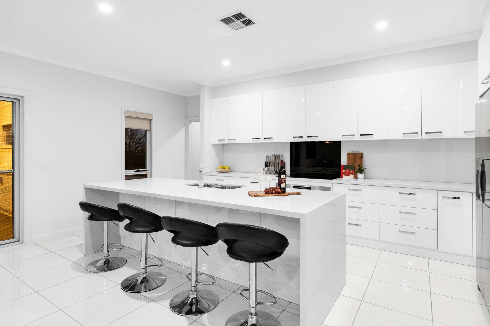 232 Koorlong Avenue, Nichols Point For Sale by Farmbuy.com - image 7