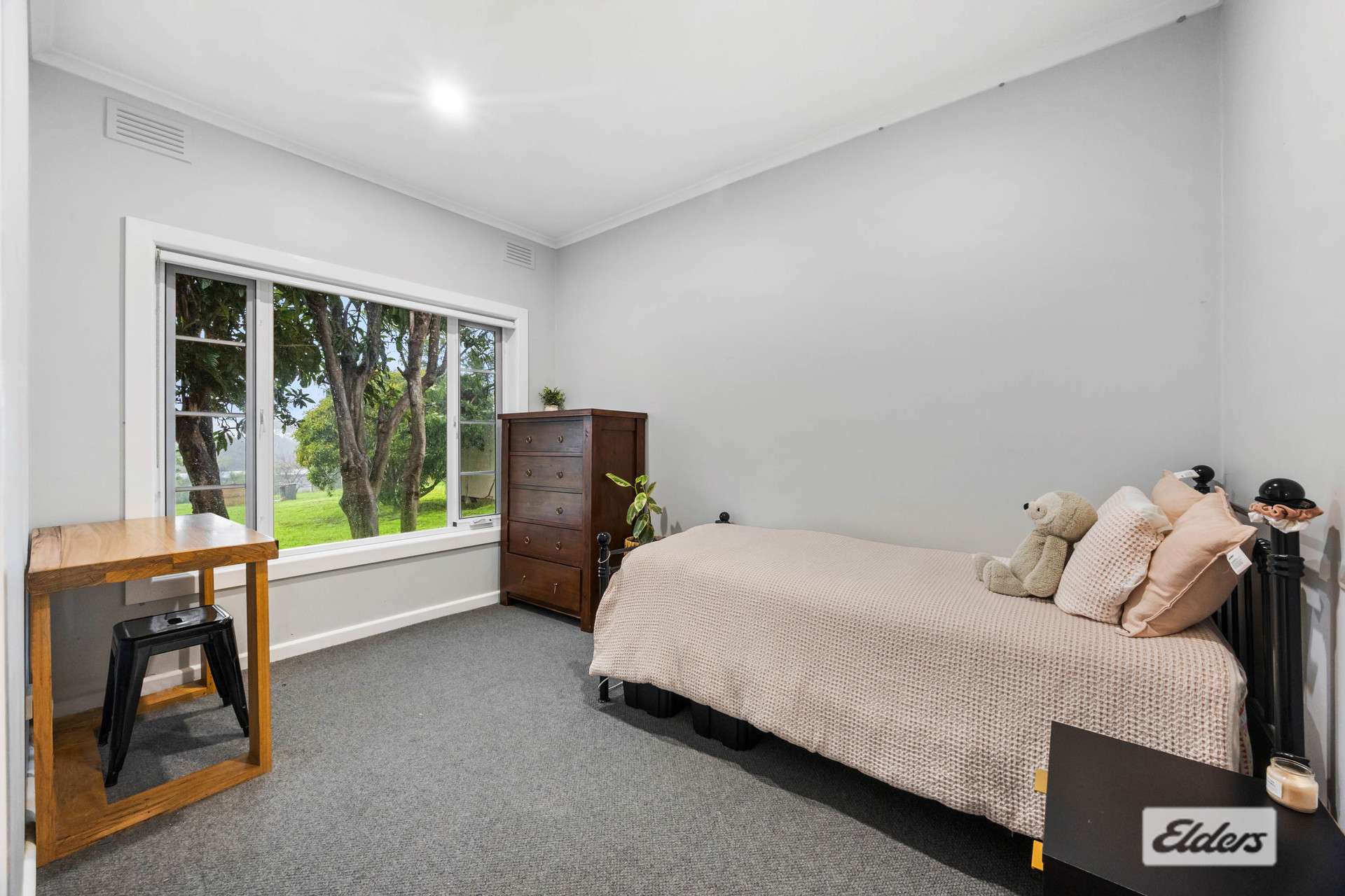 30 Navarre Road, Stawell For Sale by Farmbuy.com - image 10