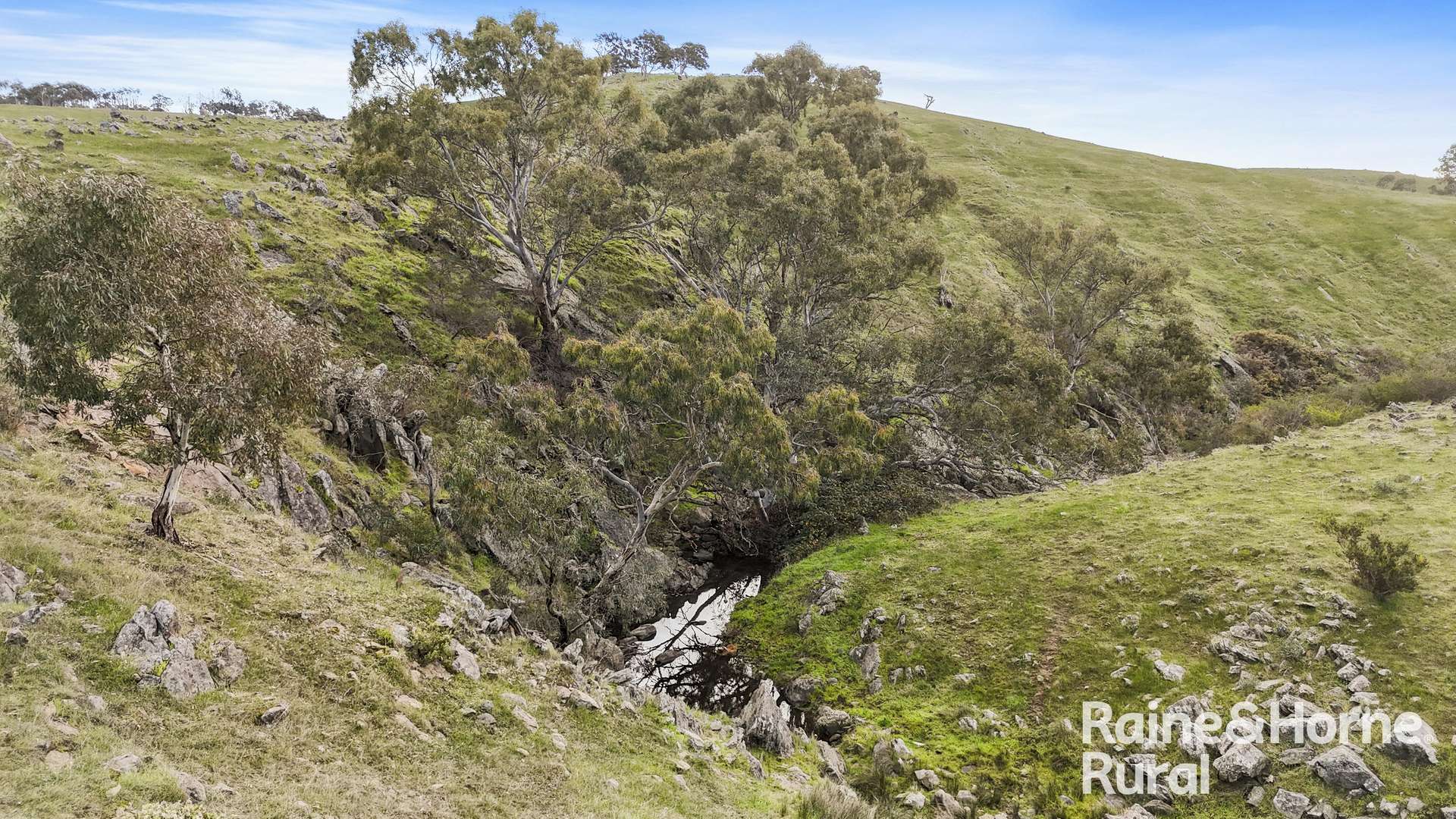 341 Wiles Firetrack, Wistow For Sale by Farmbuy.com - image 30