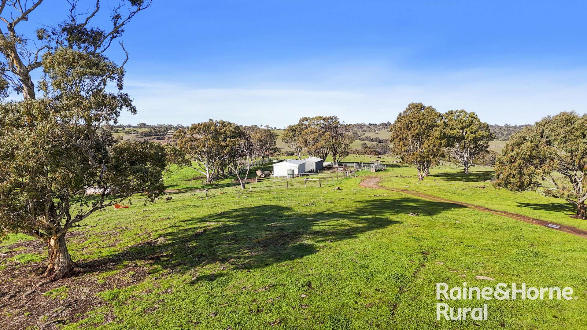 341 Wiles Firetrack, Wistow For Sale by Farmbuy.com - image 22