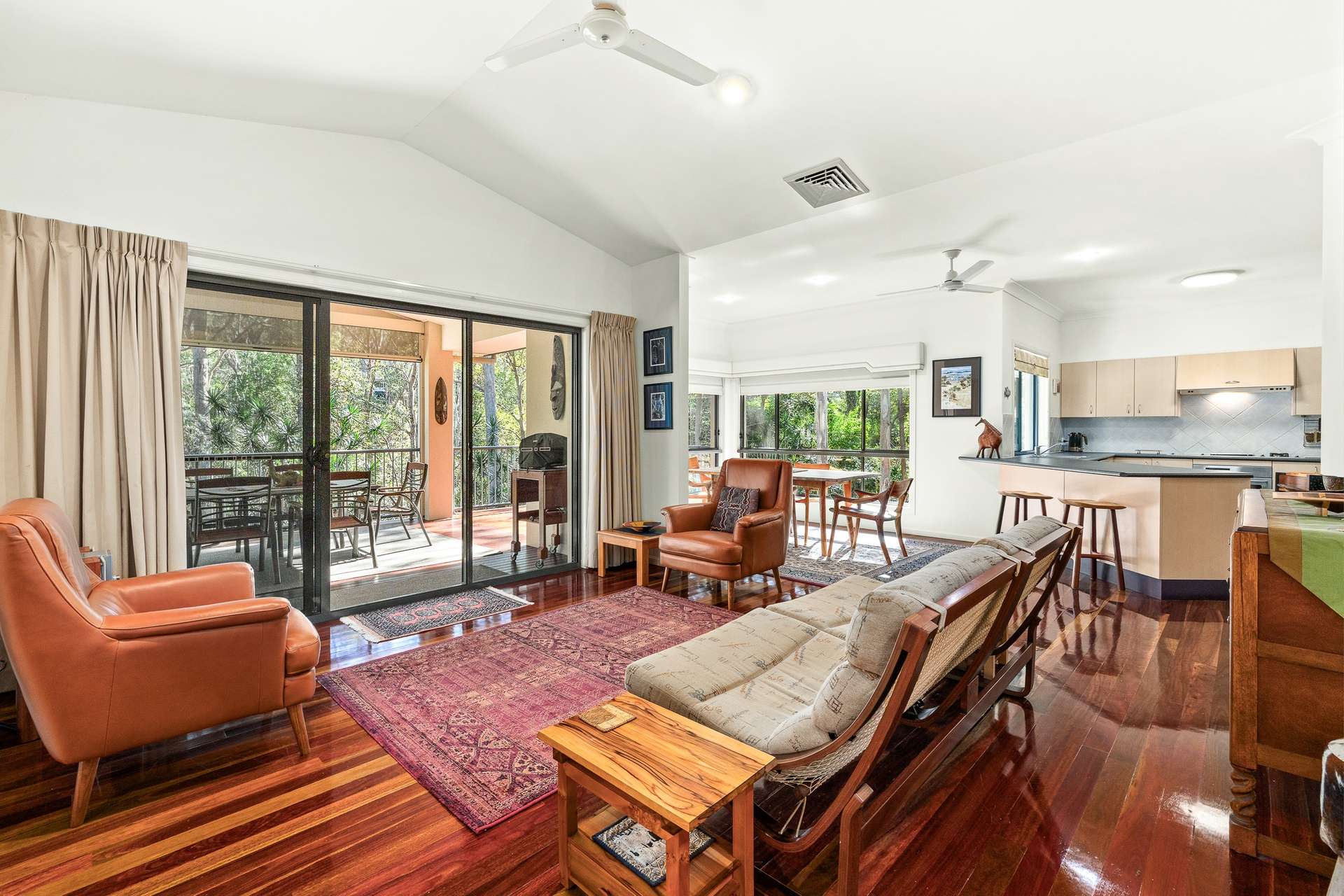 8 Corymbia Lane, Eatons Hill For Sale by Farmbuy.com - image 10
