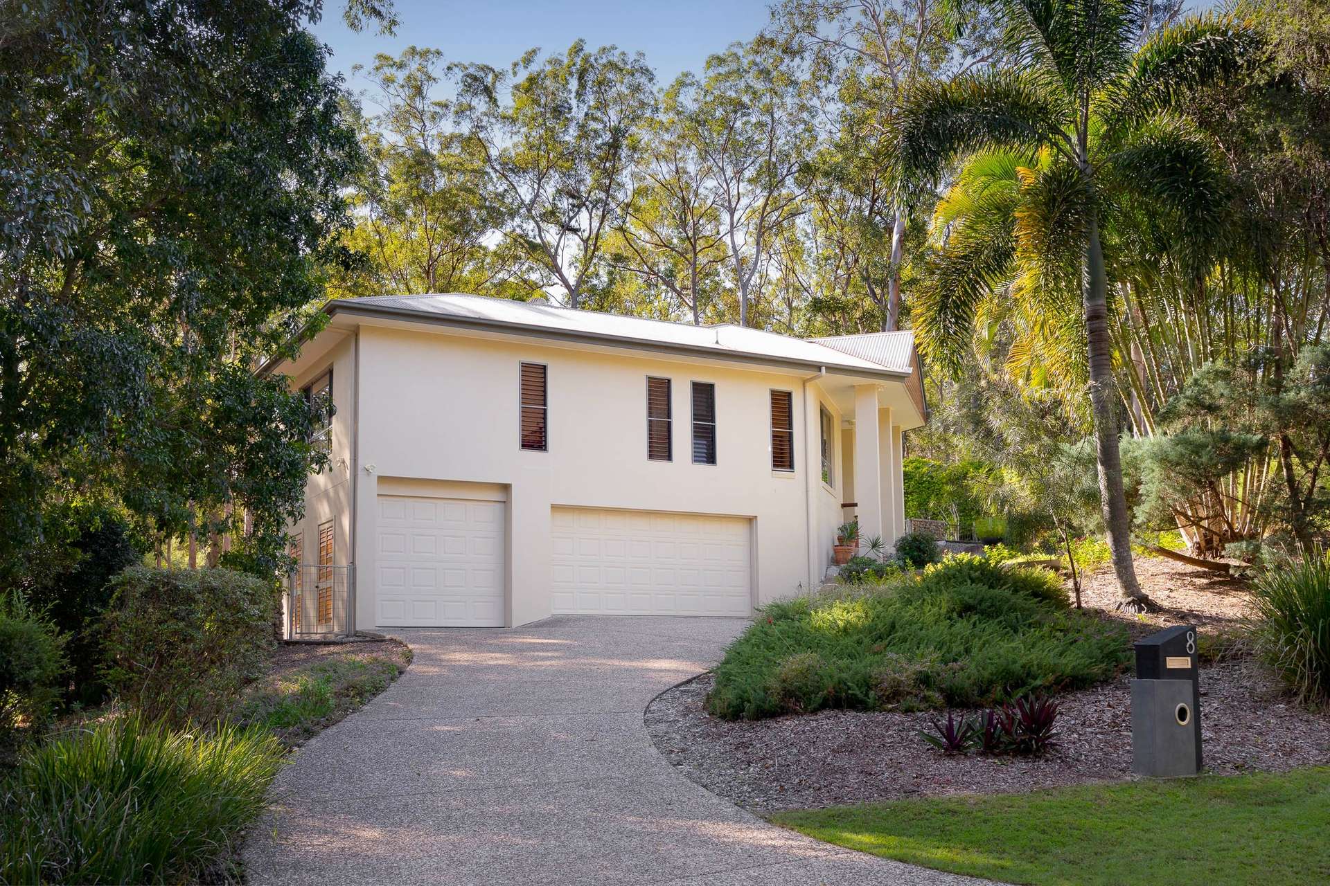 8 Corymbia Lane, Eatons Hill For Sale by Farmbuy.com - image 7