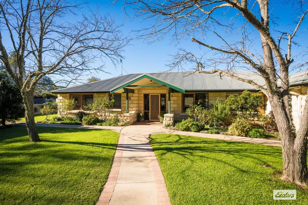 93 Brianderry Road, Bega NSW 2550