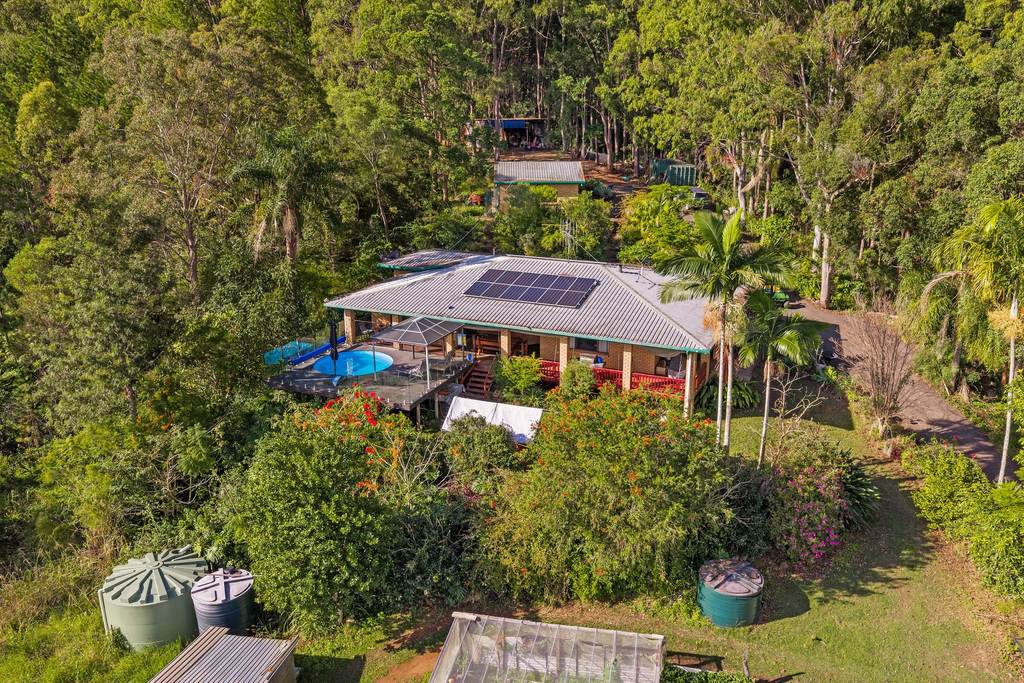 99 Sunshine Road, Wolvi QLD 4570