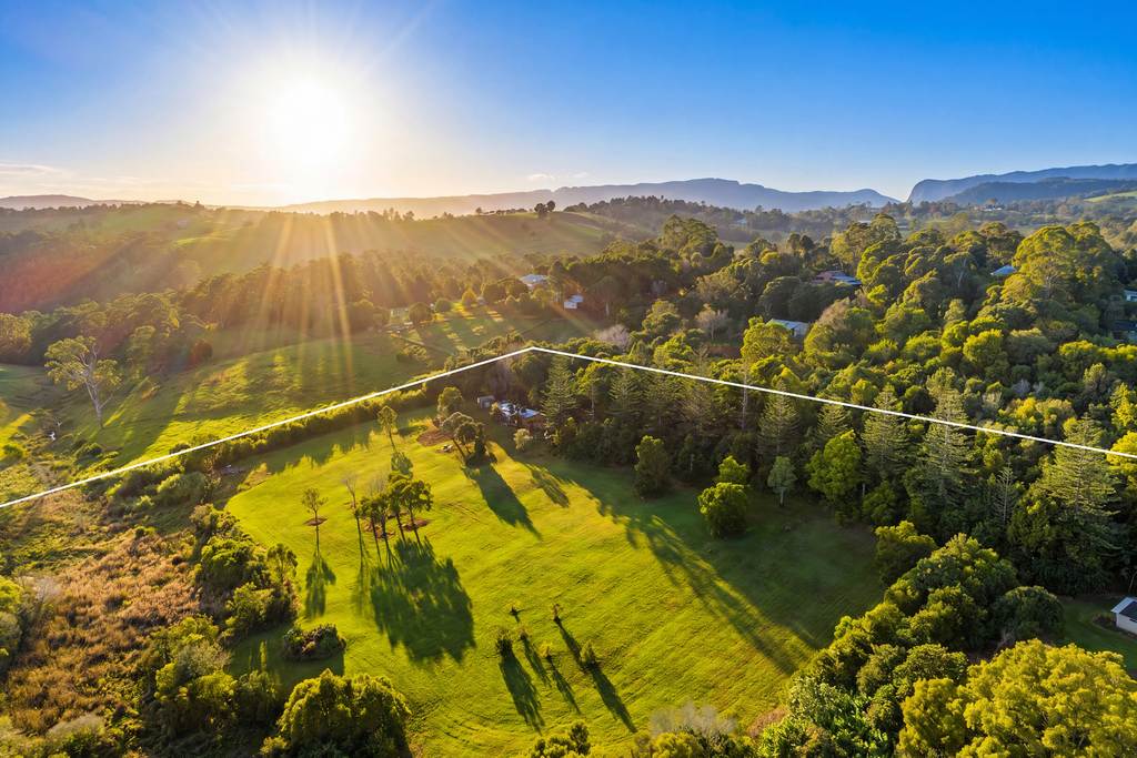 2156 Beechmont Road, Beechmont QLD 4211
