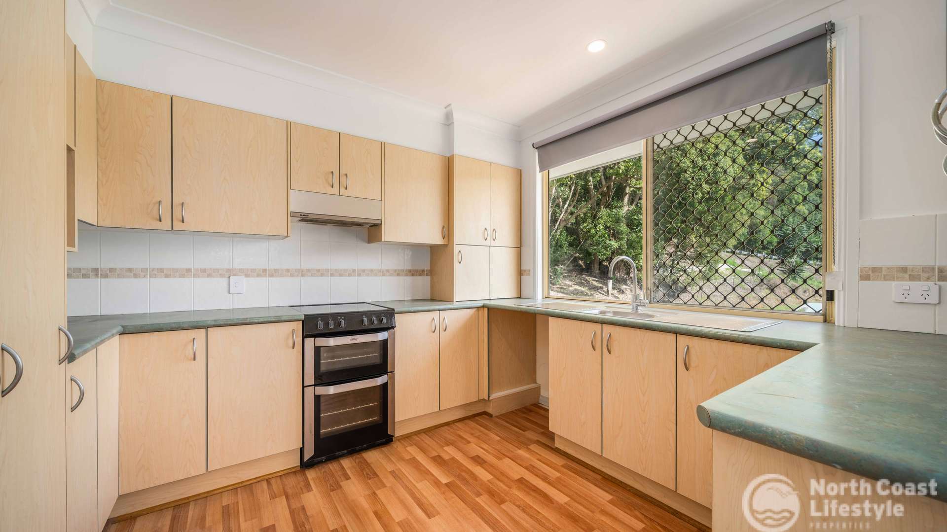 5644 Tweed Valley Way, Crabbes Creek For Sale by Farmbuy.com - image 15