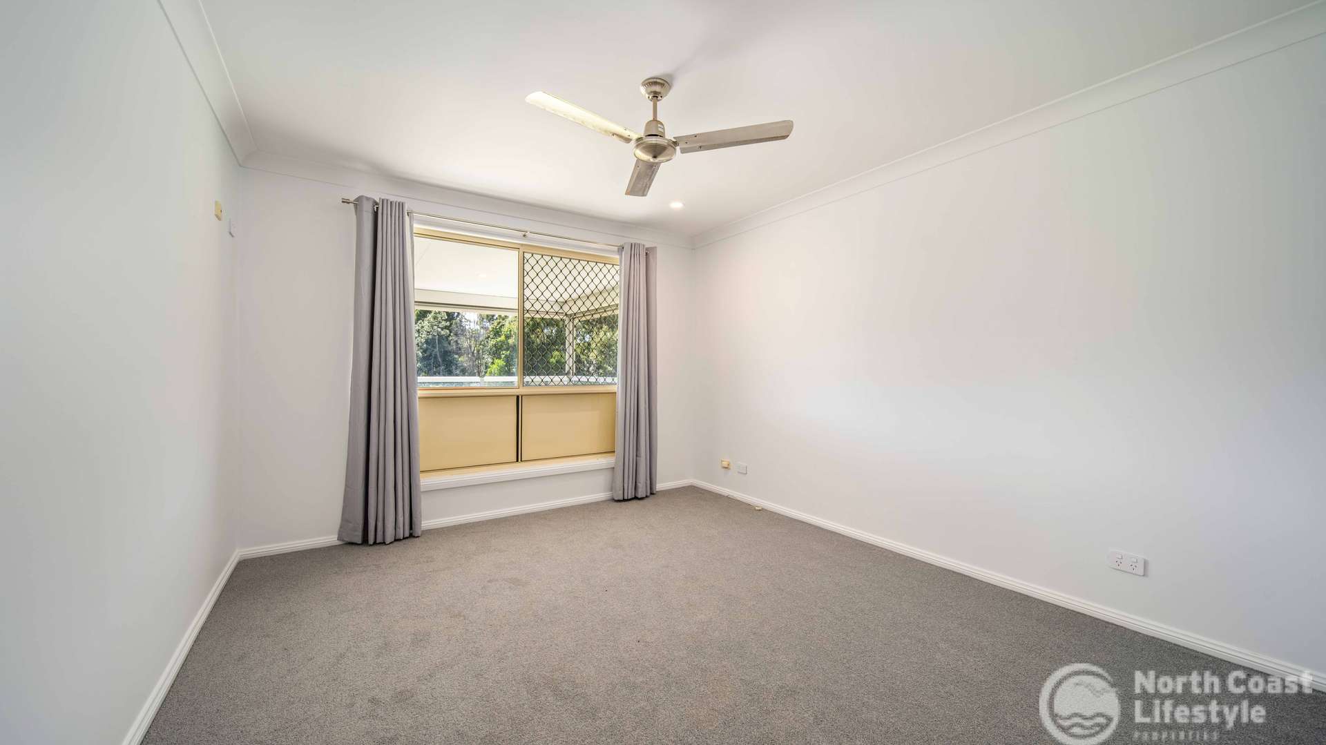 5644 Tweed Valley Way, Crabbes Creek For Sale by Farmbuy.com - image 8