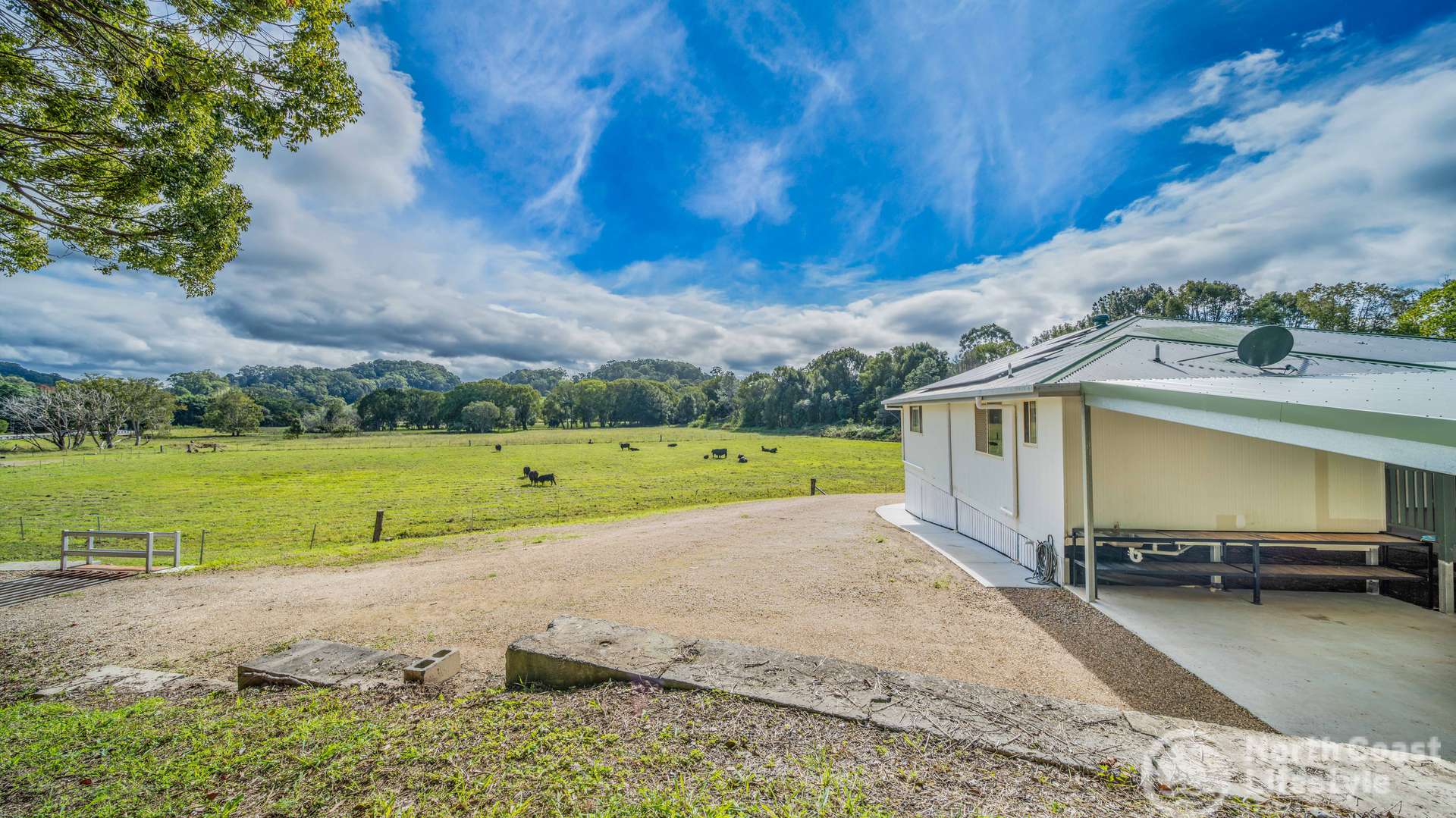 5644 Tweed Valley Way, Crabbes Creek For Sale by Farmbuy.com - image 1