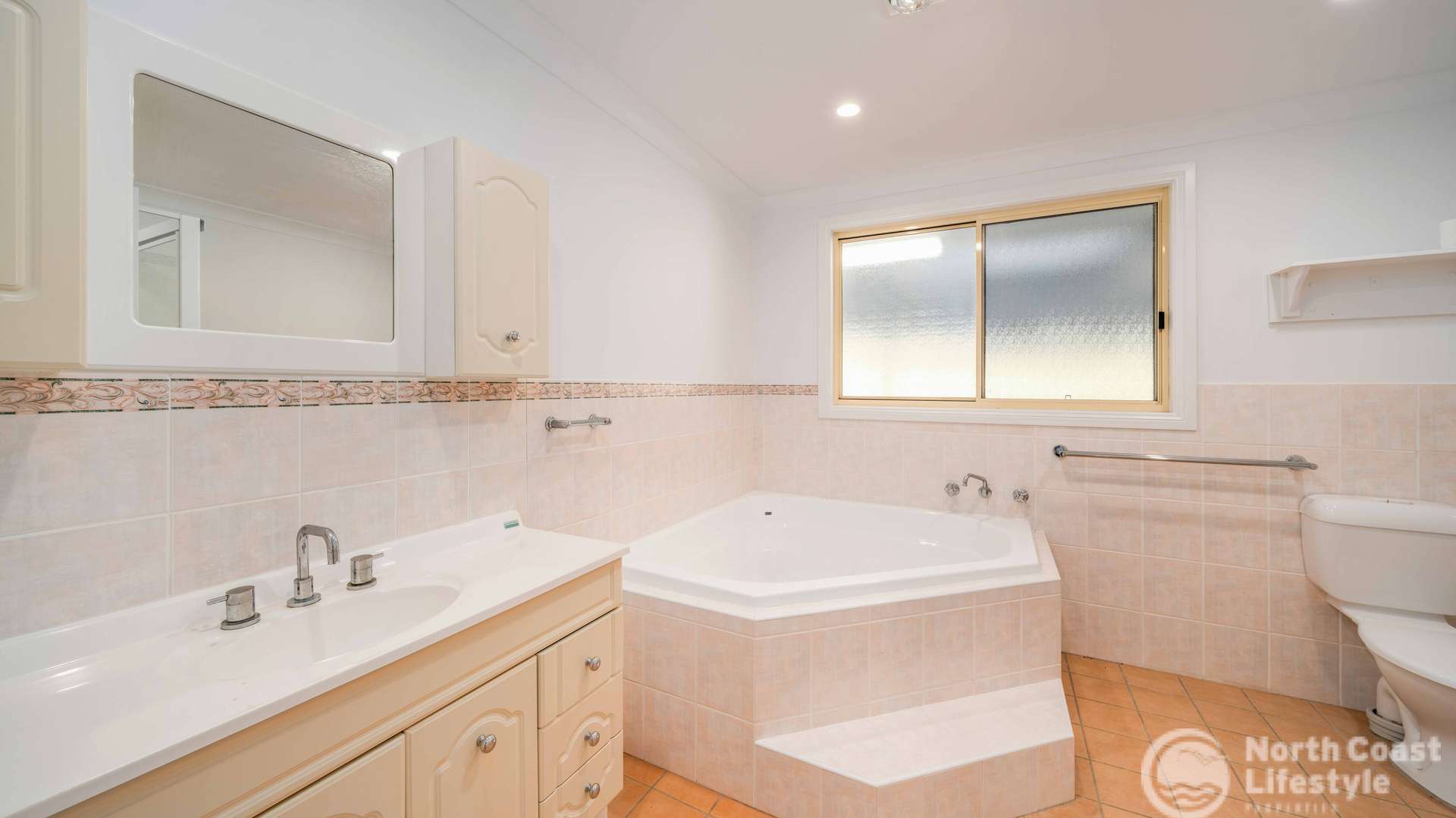 5644 Tweed Valley Way, Crabbes Creek For Sale by Farmbuy.com - image 20
