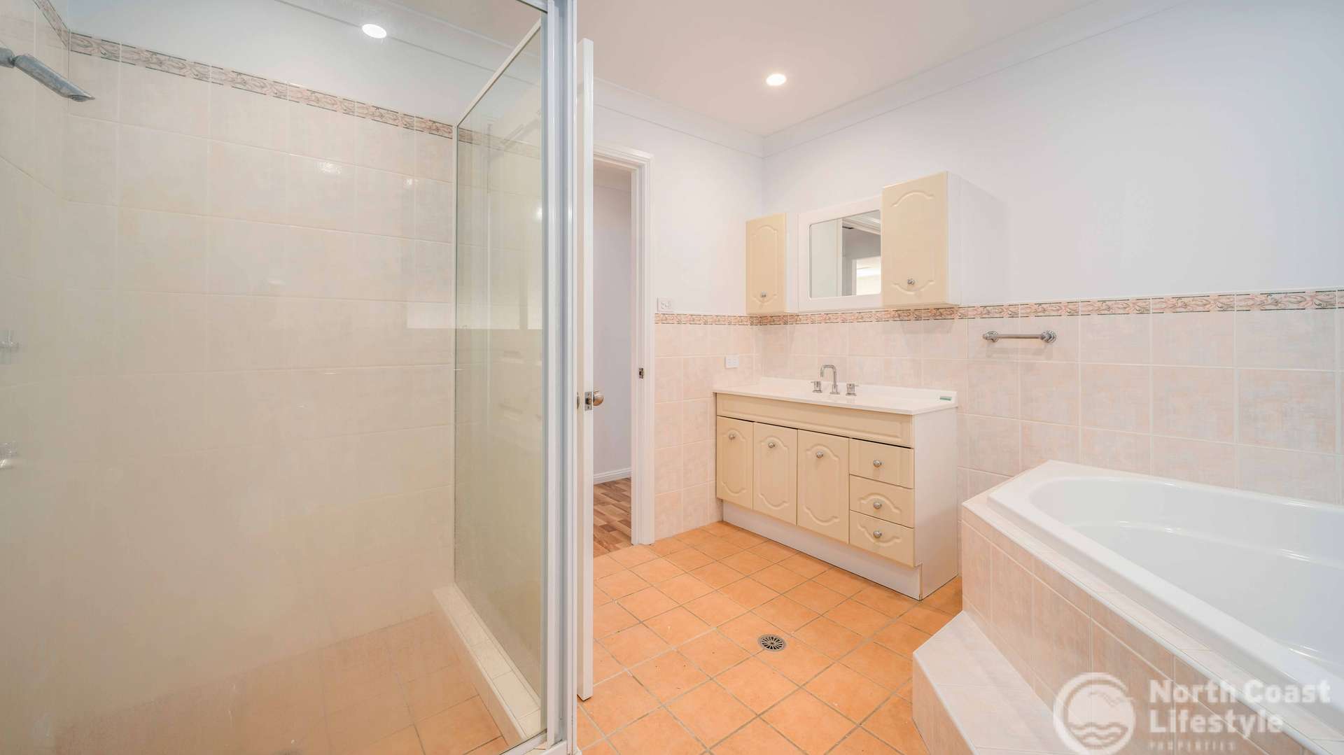 5644 Tweed Valley Way, Crabbes Creek For Sale by Farmbuy.com - image 19