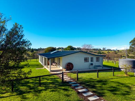 Farm For Sale - NSW - Verona - 2550 - Equestrian Country Lifestyle, As Good As It Gets! 