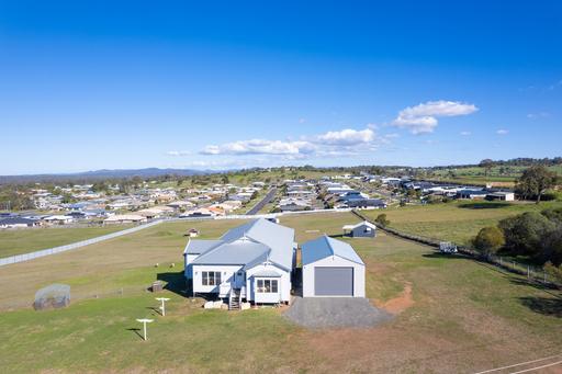 96 Glen Road, Rosenthal Heights QLD 4370
