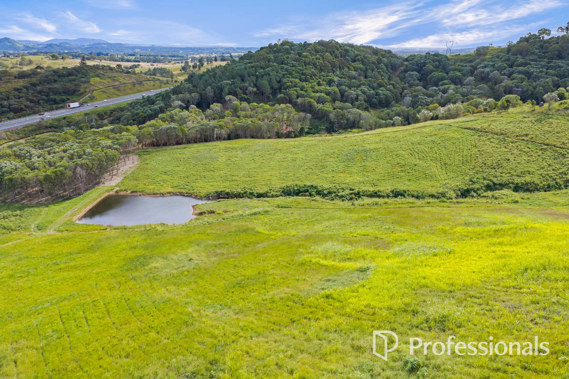 449 Kenman Road, Traveston For Sale by Farmbuy.com - image 2