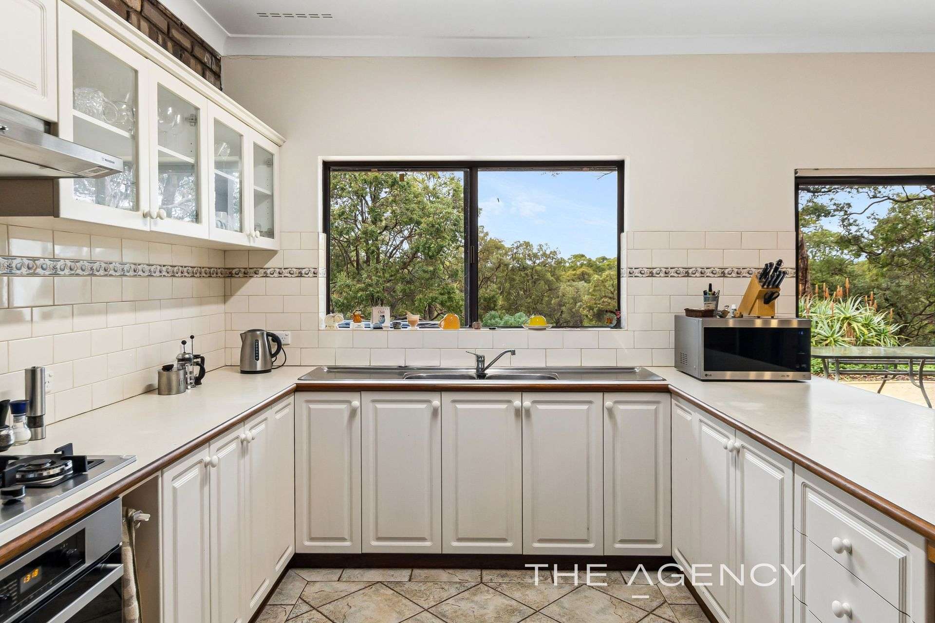 250 Tomlinson Road, Hovea For Sale by Farmbuy.com - image 10