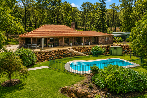 250 Tomlinson Road, Hovea WA 6071