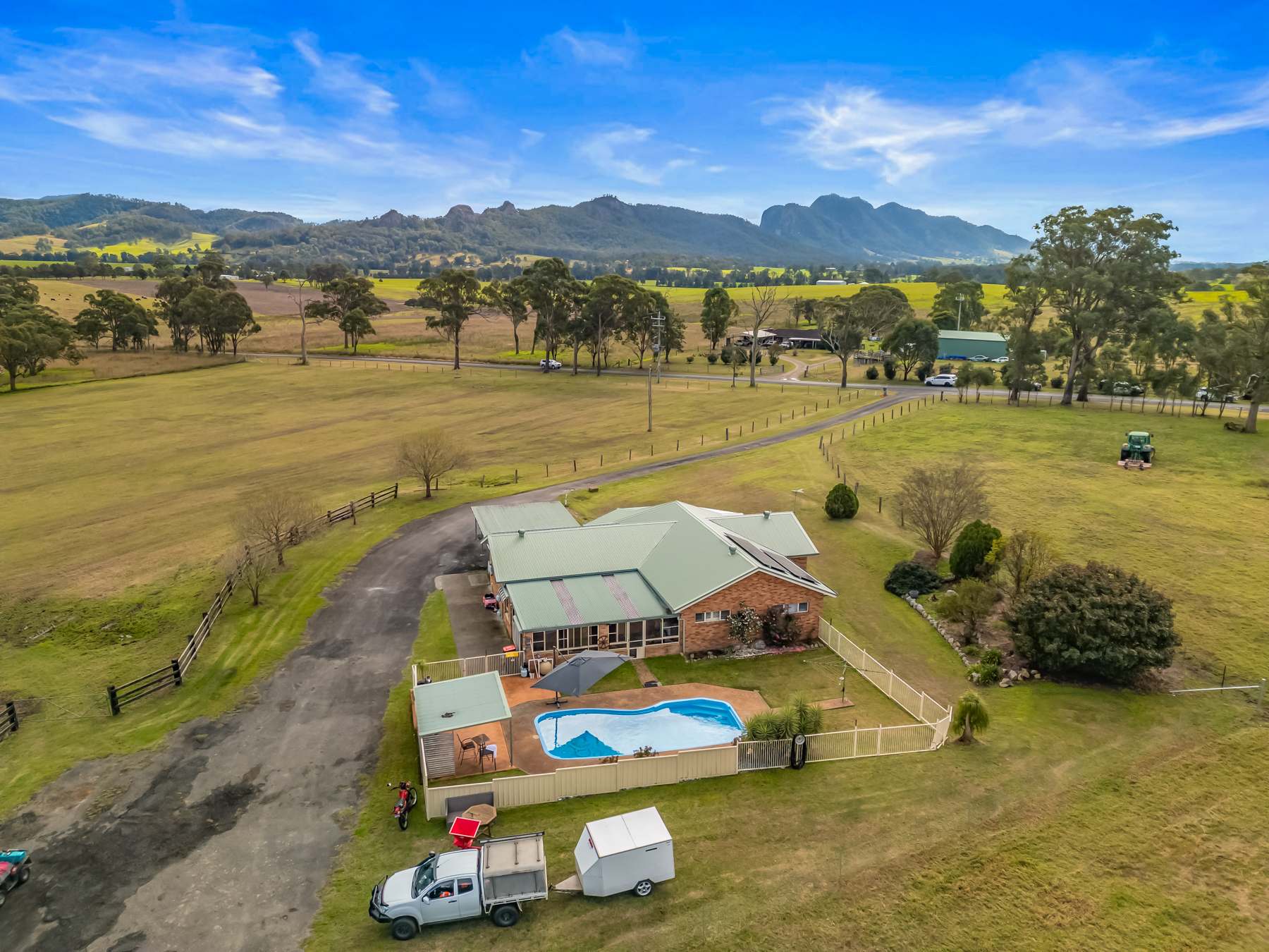 5 Faulkland Road, Gloucester For Sale by Farmbuy.com - image 4