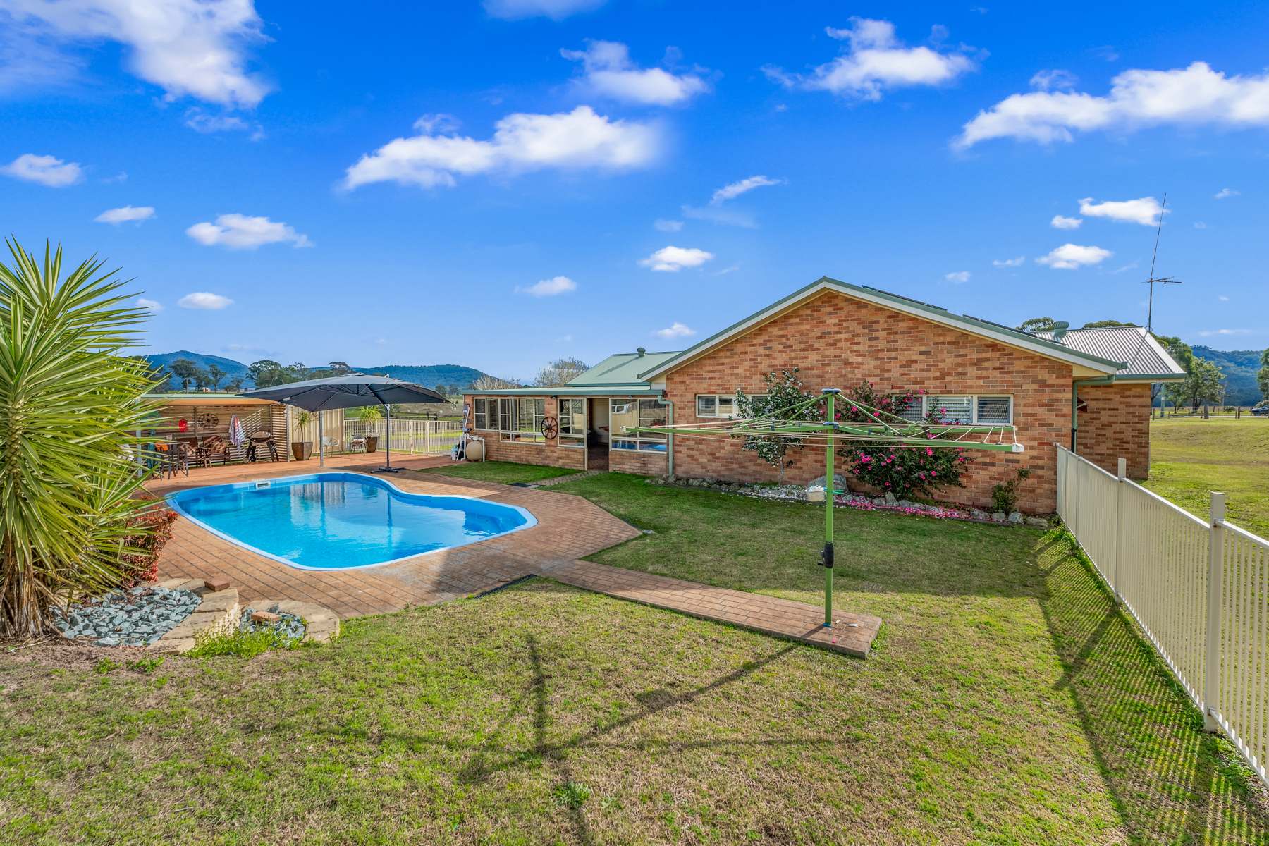 5 Faulkland Road, Gloucester For Sale by Farmbuy.com - image 20
