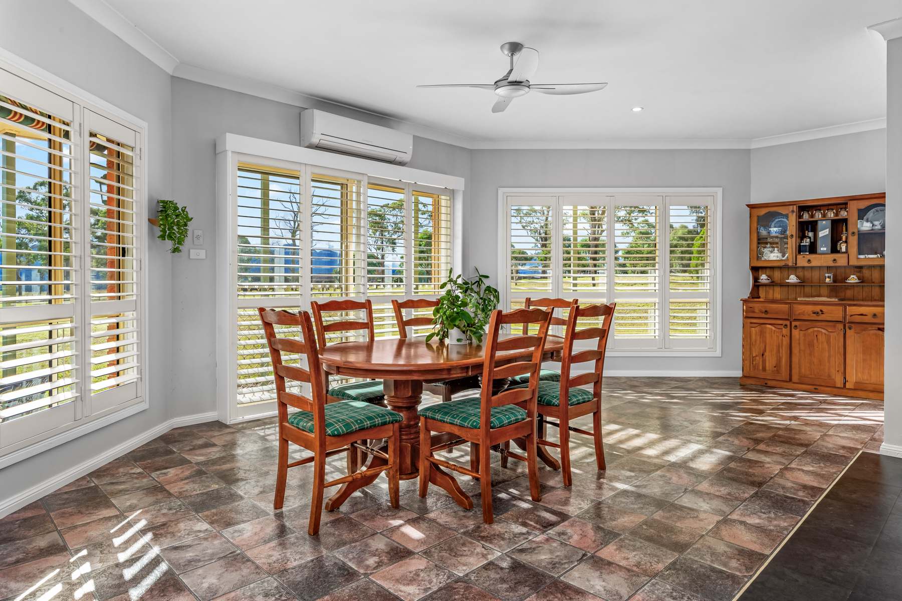 5 Faulkland Road, Gloucester For Sale by Farmbuy.com - image 9