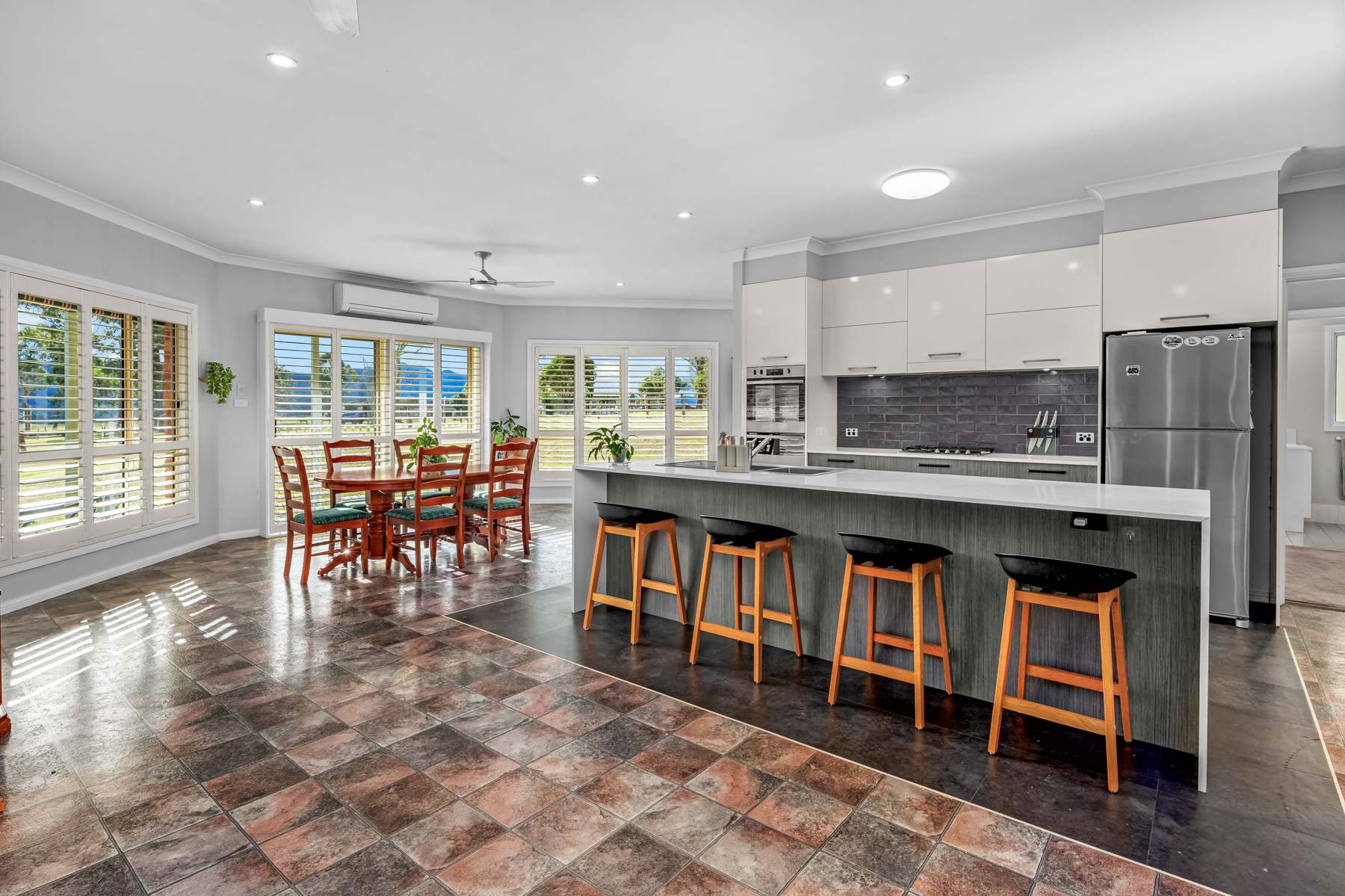 5 Faulkland Road, Gloucester For Sale by Farmbuy.com - image 8