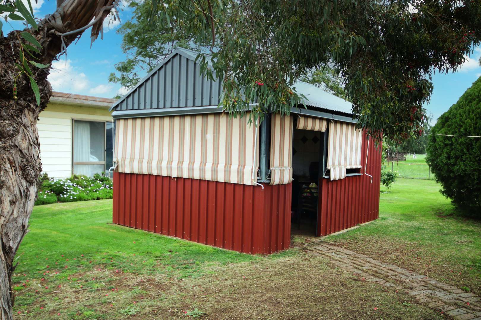 121 Dingee Road, Rochester For Sale by Farmbuy.com - image 14