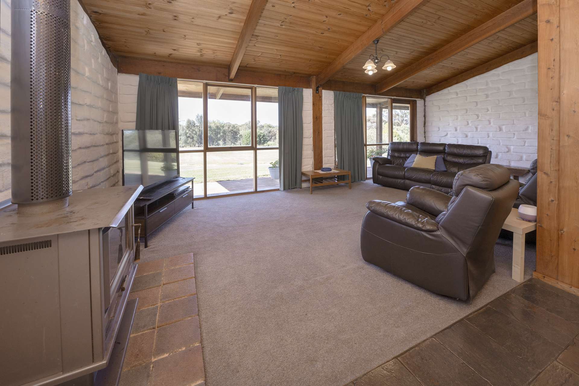 15 Coburn Road, Nyah For Sale by Farmbuy.com - image 4