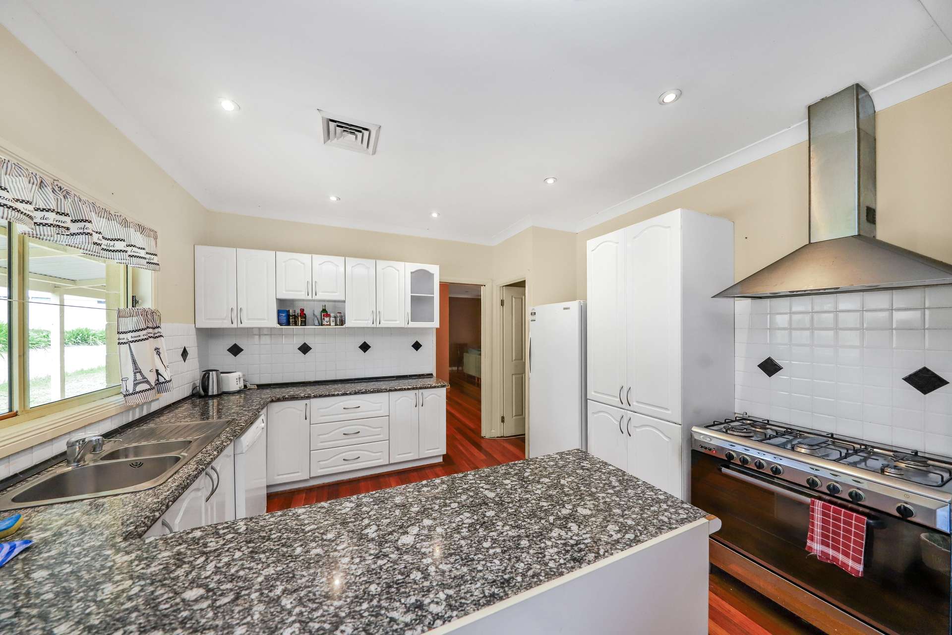 98-102 Blowering Road, Tumut For Sale by Farmbuy.com - image 4