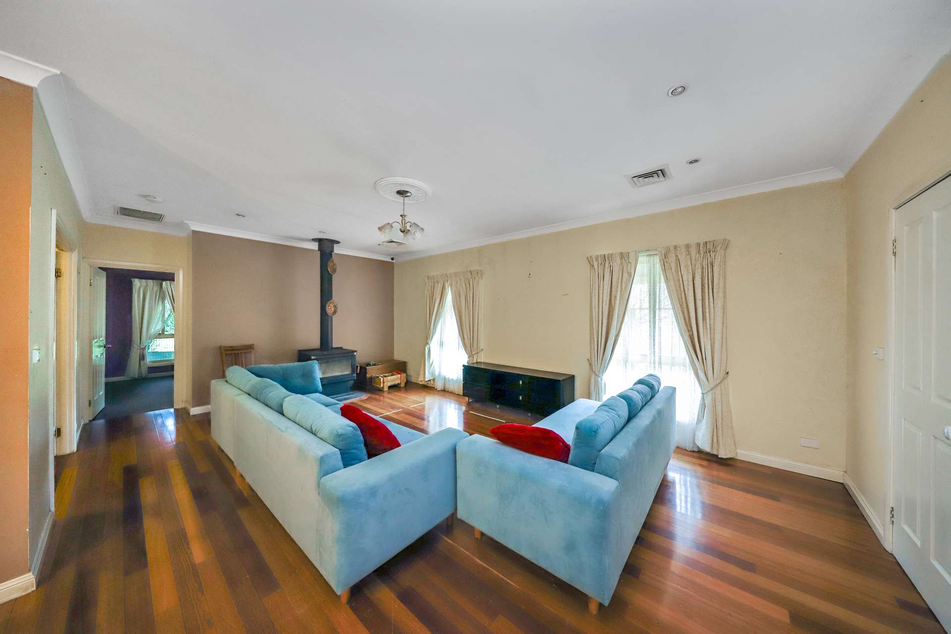 98-102 Blowering Road, Tumut For Sale by Farmbuy.com - image 8