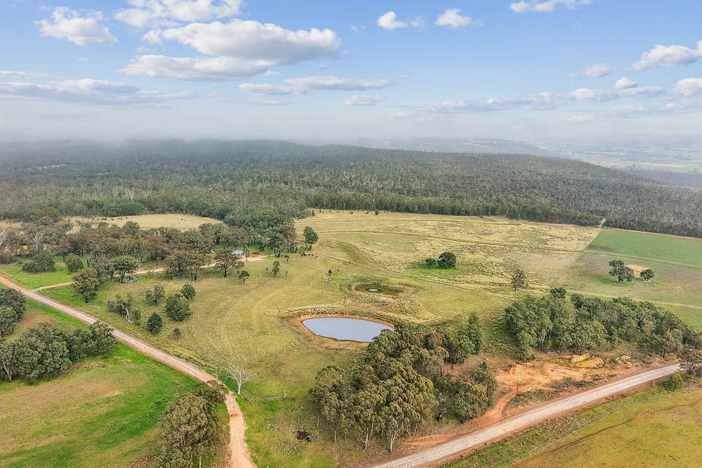 22 Cainbil Road, Coolah NSW 2843