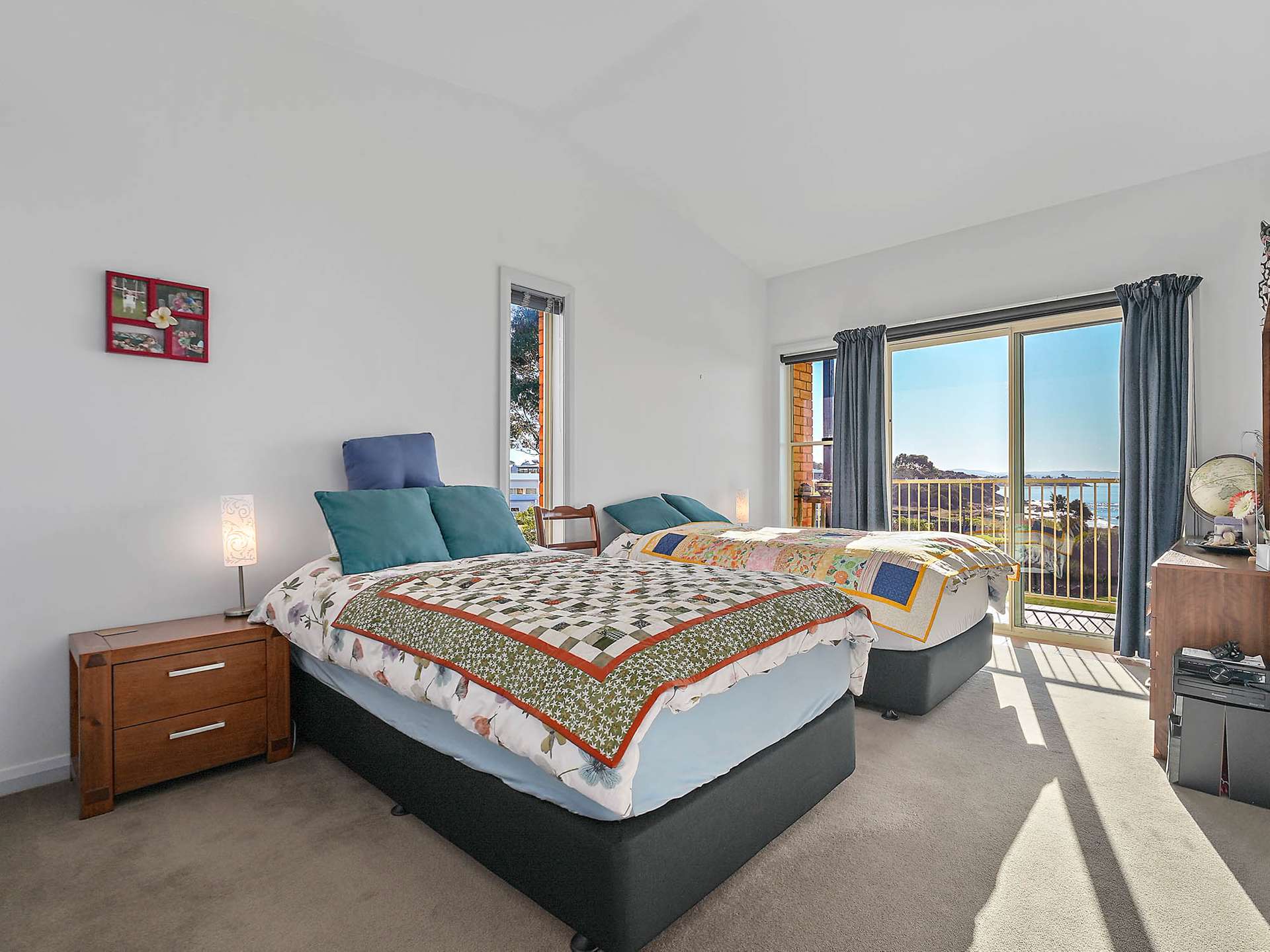 3 Kennedia Place, Swansea For Sale by Farmbuy.com - image 17