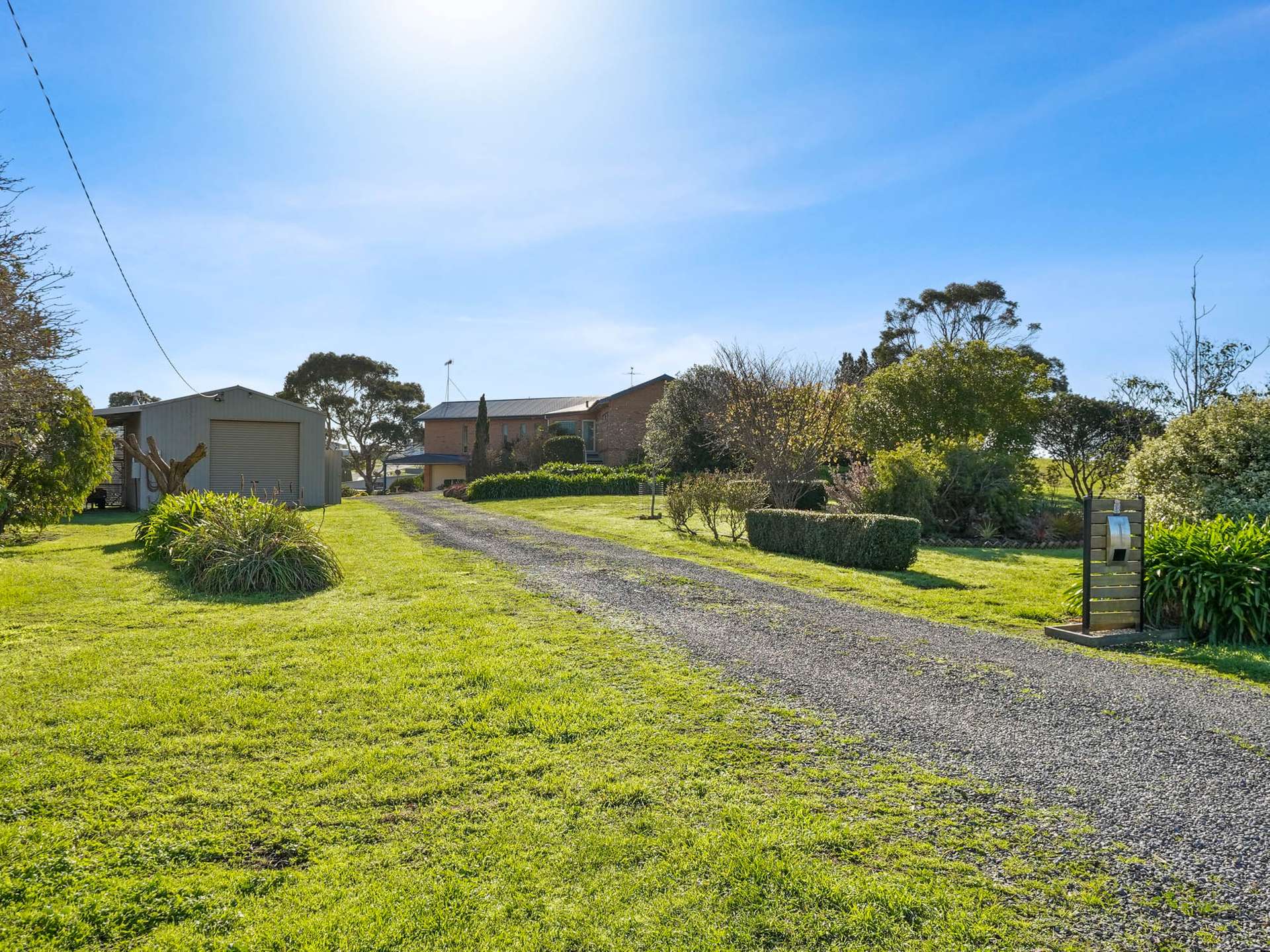 3 Kennedia Place, Swansea For Sale by Farmbuy.com - image 19