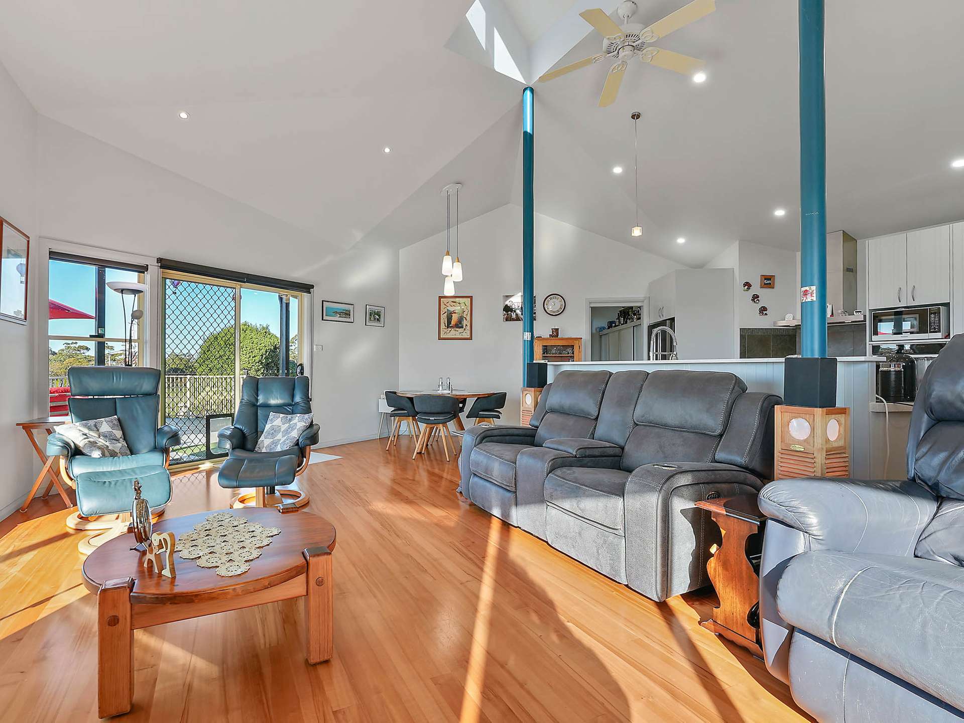 3 Kennedia Place, Swansea For Sale by Farmbuy.com - image 7