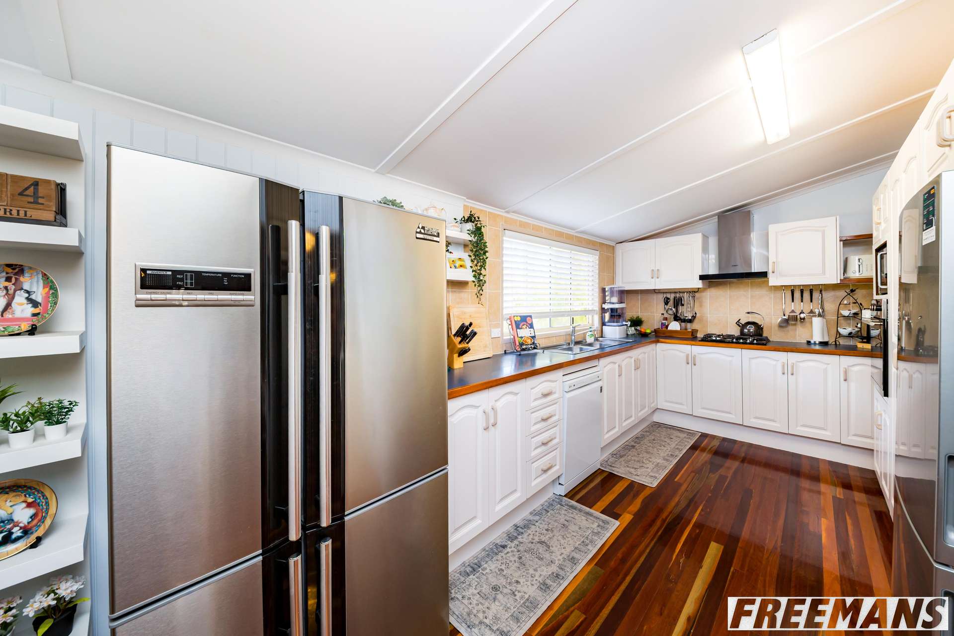 16 Dioth Street, Yarraman For Sale by Farmbuy.com - image 4