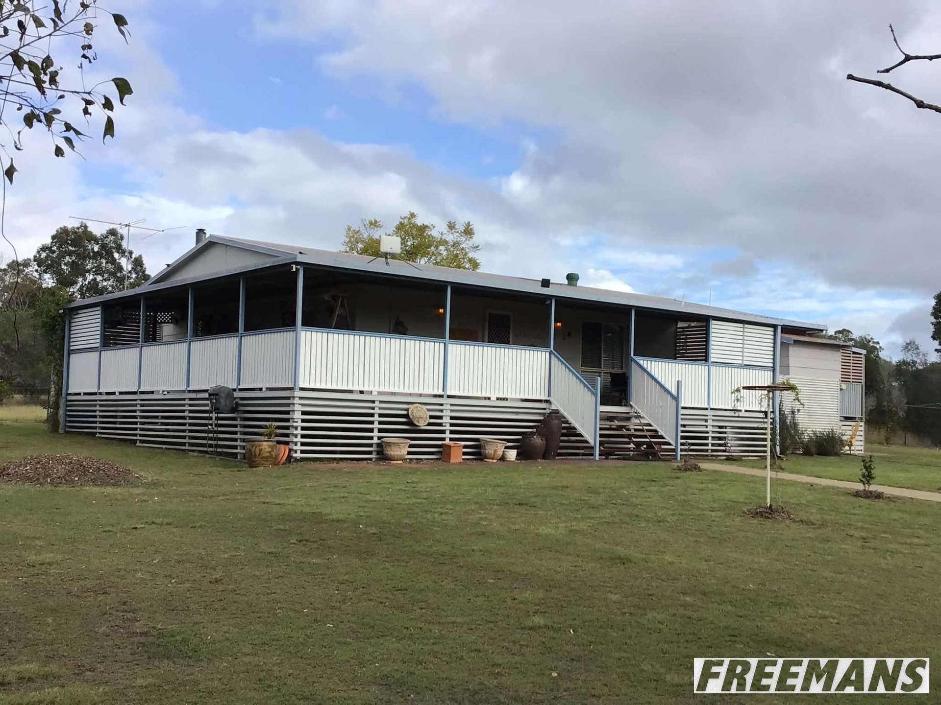 16 Dioth Street, Yarraman For Sale by Farmbuy.com - image 2