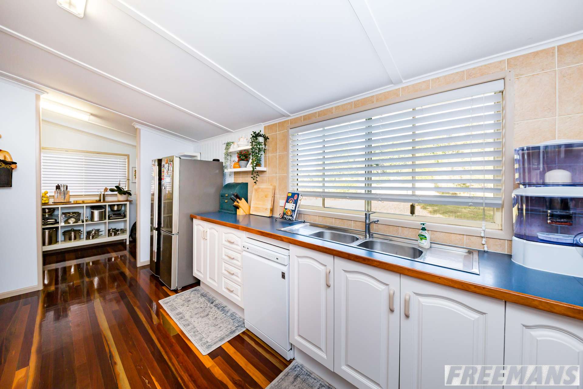 16 Dioth Street, Yarraman For Sale by Farmbuy.com - image 3