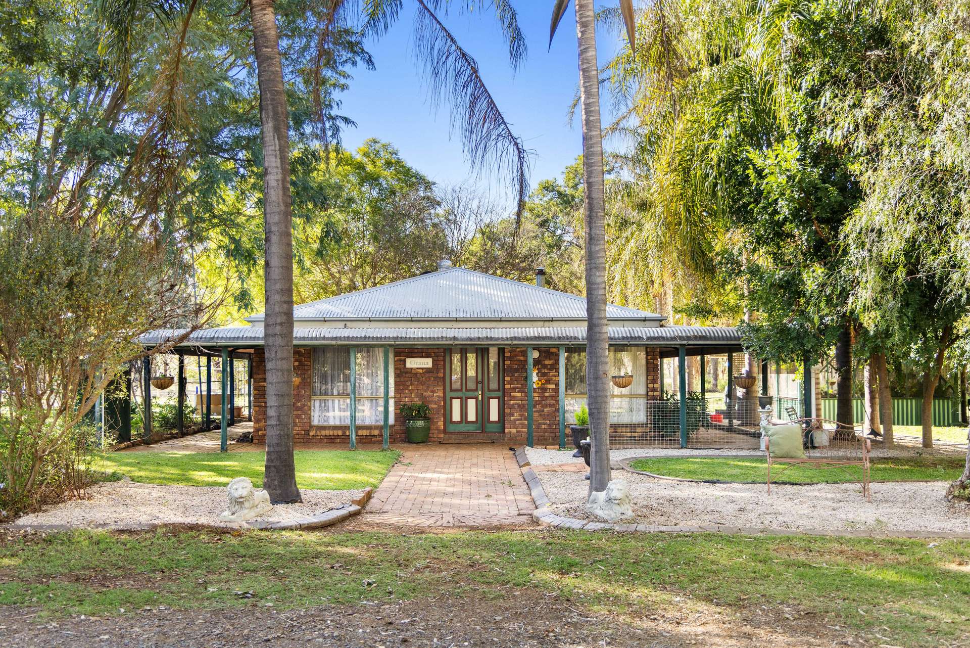 54 Lorrimer Street, Oakey For Sale by Farmbuy.com - image 5