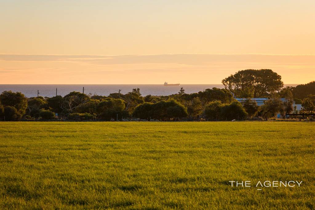 Lot Lot 2&comma; 331 Hall Road, Waggrakine WA 6530