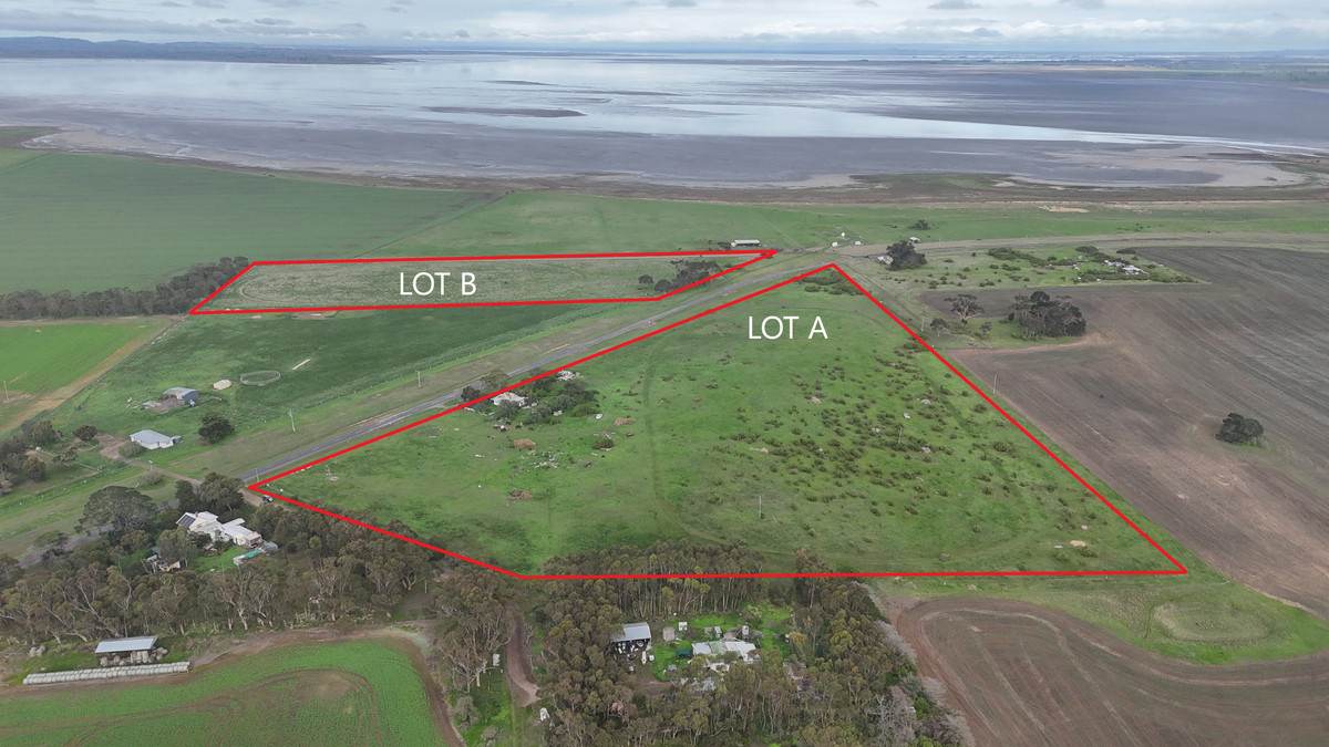 2765 Foxhow Road, Foxhow For Sale by Farmbuy.com - image 1