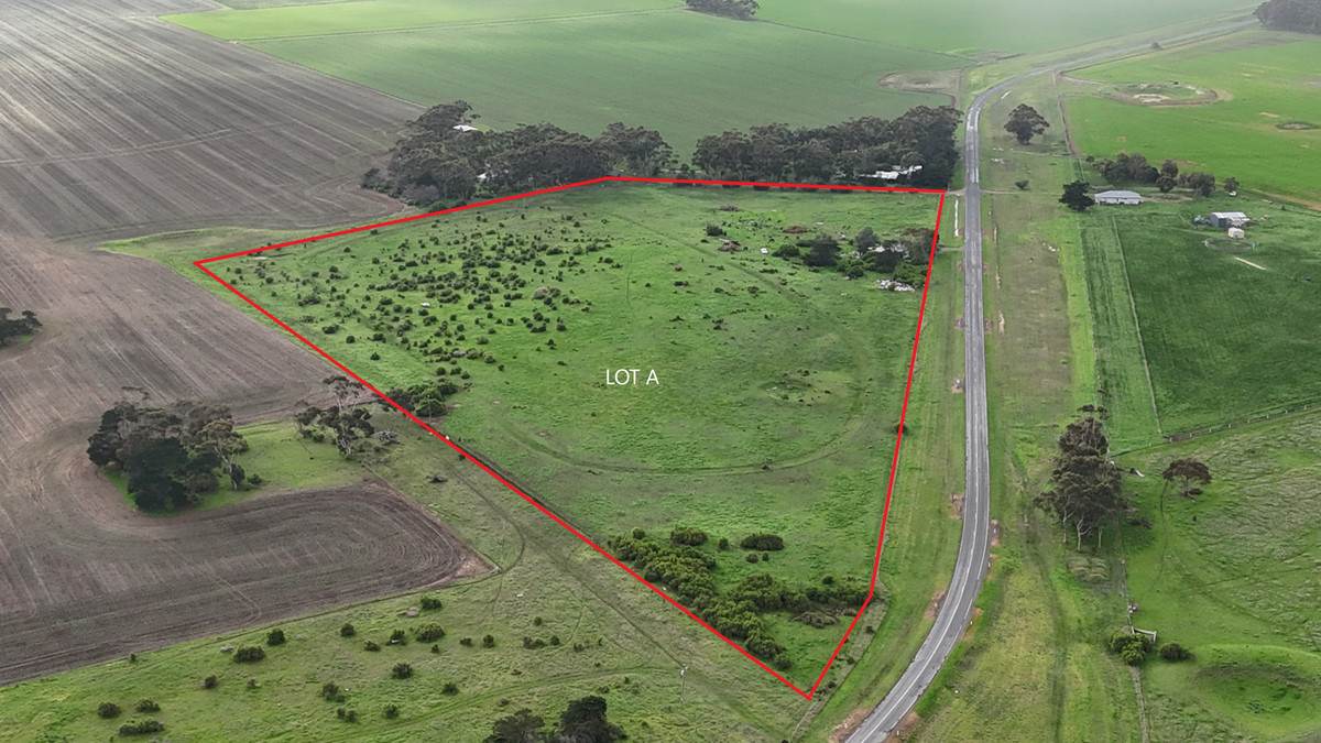 2765 Foxhow Road, Foxhow For Sale by Farmbuy.com - image 2