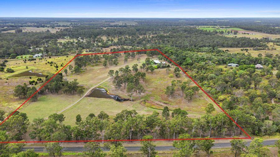 795 Mungar Road, Grahams Creek For Sale by Farmbuy.com - image 4