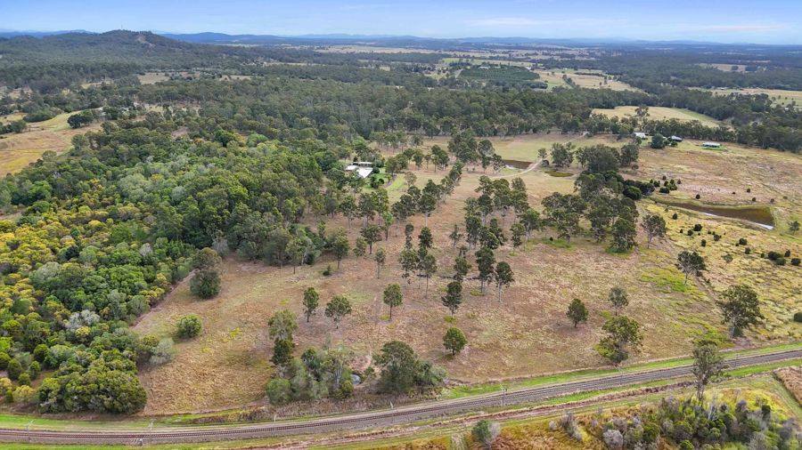 795 Mungar Road, Grahams Creek For Sale by Farmbuy.com - image 25