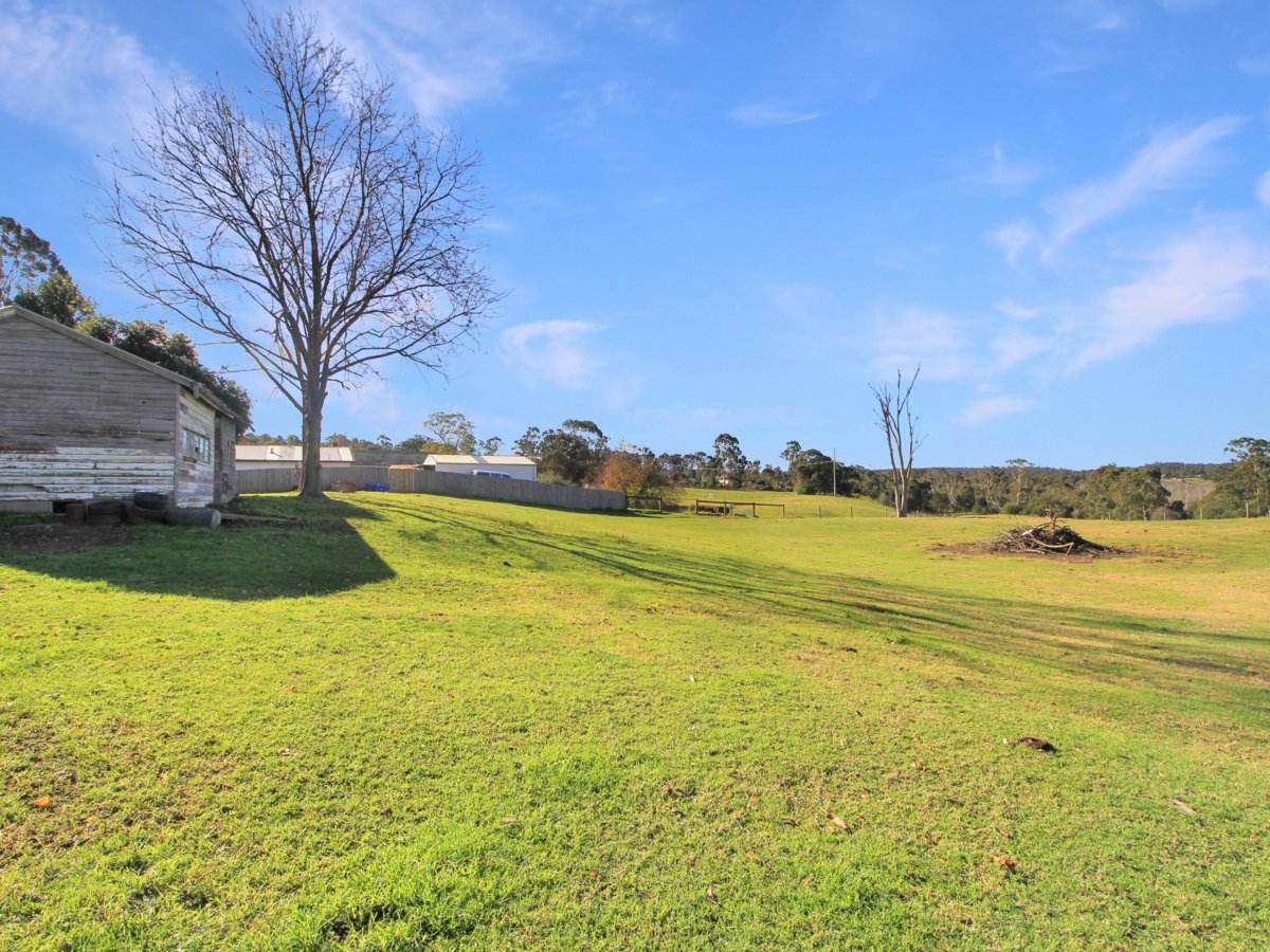 29 Hardings Lane, Sarsfield For Sale by Farmbuy.com - image 3