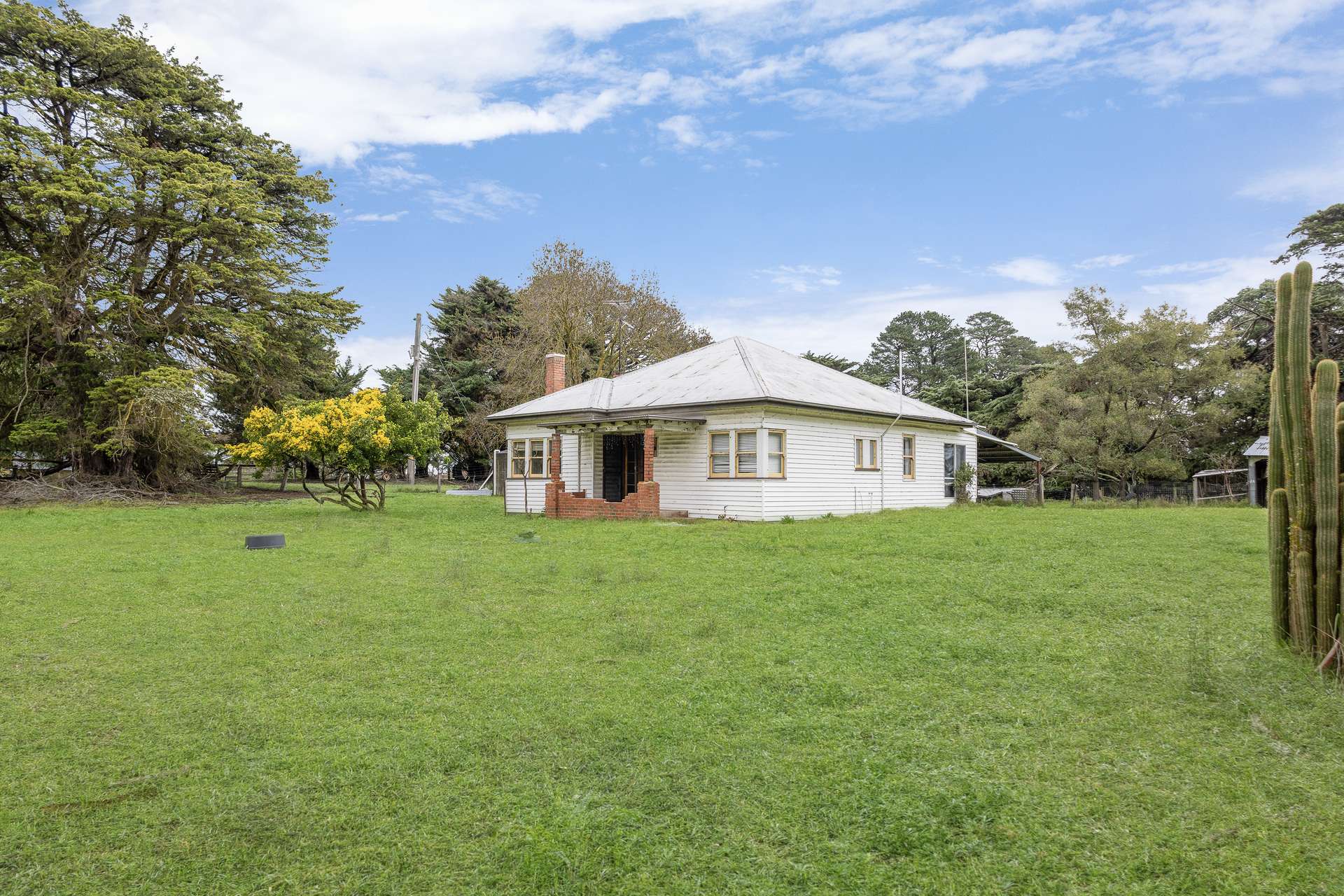 827 Bundol Road, Victoria Valley For Sale by Farmbuy.com - image 3